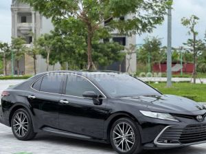 Xe Toyota Camry 2.5Q 2022