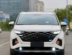 Xe Hyundai Custin Cao Cấp 2.0T 2023