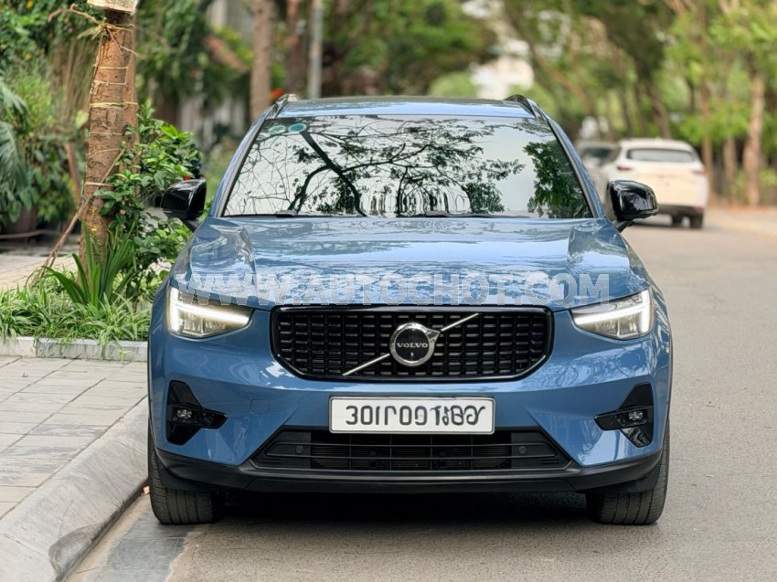 Volvo XC40 Ultimate B5 AWD 2023