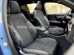 Xe Volvo XC40 Ultimate B5 AWD 2023