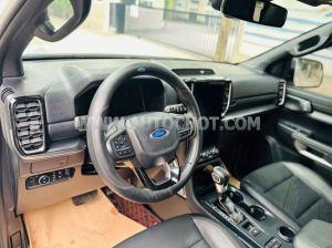 Xe Ford Everest Titanium 2.0L 4x2 AT 2024