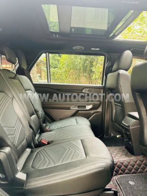 Xe Ford Everest Titanium 2.0L 4x2 AT 2024