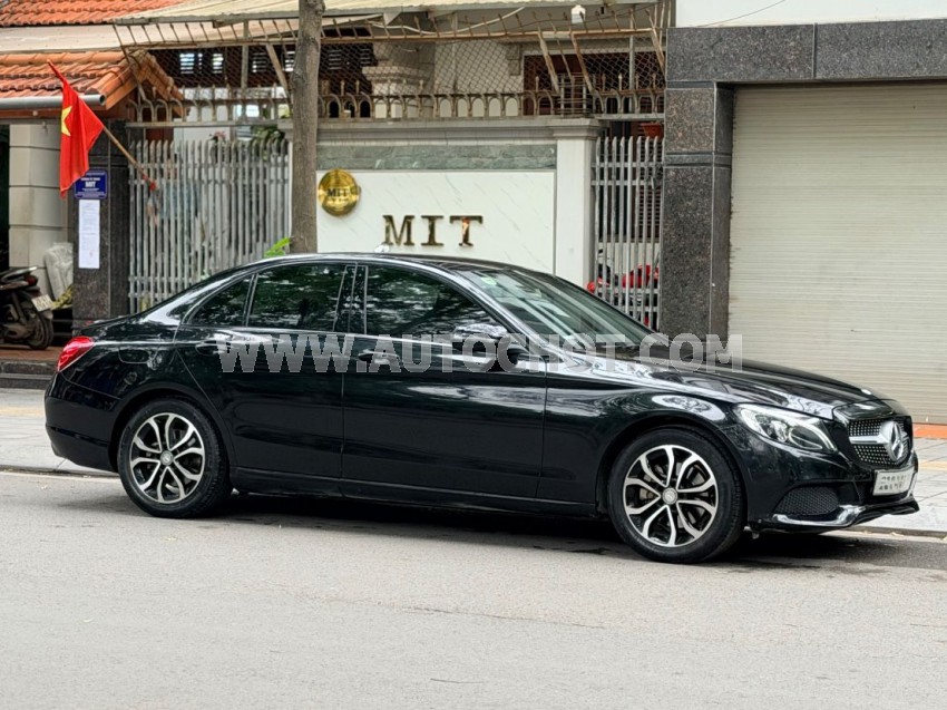 Mercedes Benz C class C200 2015