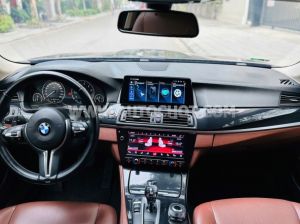 Xe BMW 5 Series 520i 2016