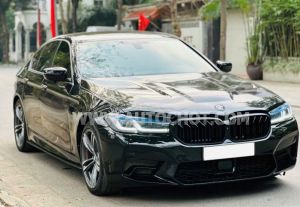 Xe BMW 5 Series 520i 2016