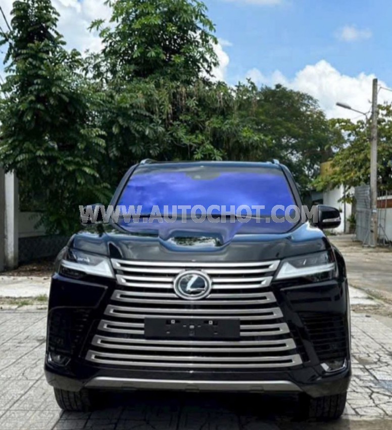 Xe Lexus LX 600 Vip 2022