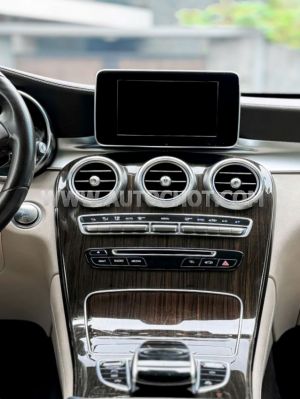 Xe Mercedes Benz GLC 200 2019