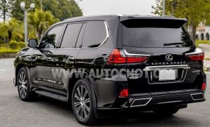 Xe Lexus LX 570 2021