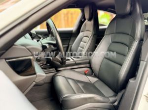 Xe Porsche Taycan Base 2021