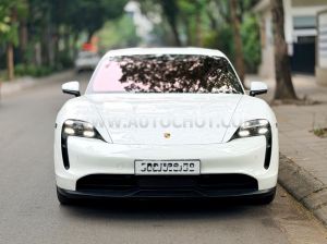 Xe Porsche Taycan Base 2021