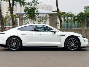 Xe Porsche Taycan Base 2021