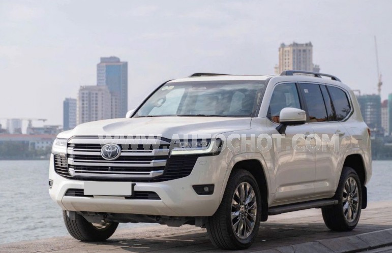 Xe Toyota Land Cruiser 3.5 V6 2025