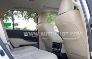 Xe Toyota Land Cruiser 3.5 V6 2025