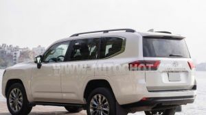 Xe Toyota Land Cruiser 3.5 V6 2025