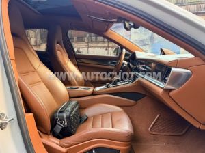 Xe Porsche Panamera 3.0 V6 2019