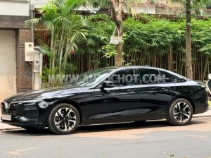 Xe VinFast Lux A 2.0 Tiêu chuẩn 2022