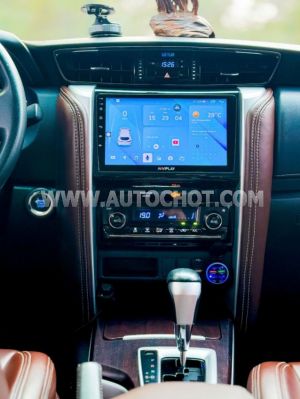 Xe Toyota Fortuner 2.7V 4x2 AT 2018