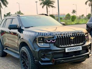 Xe Ford Everest Platinum 2.0L 4x4 AT 2025