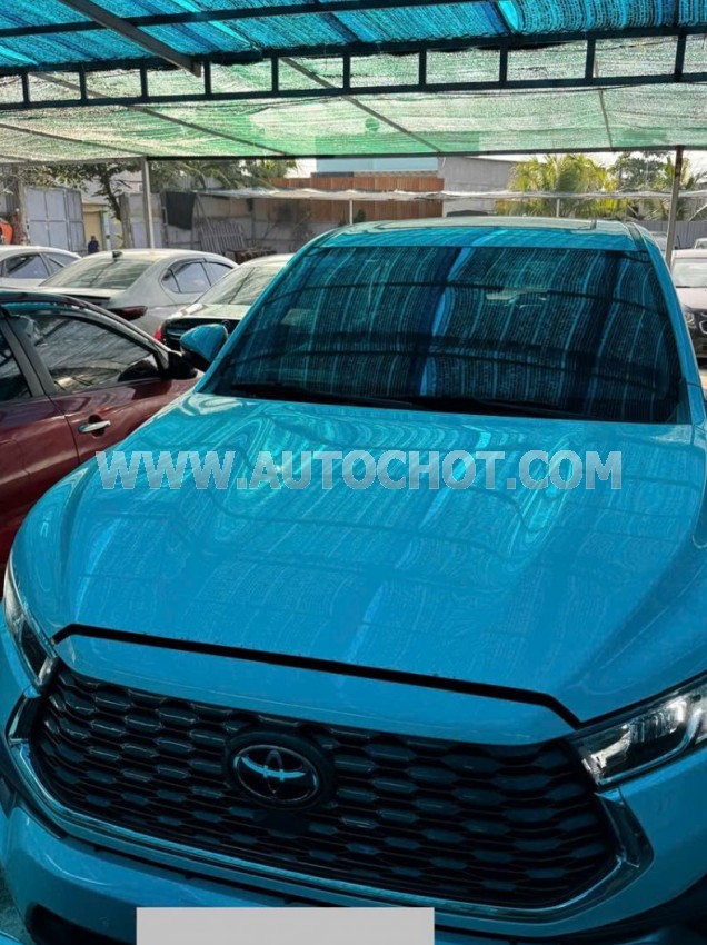 Toyota Innova Cross HEV 2.0 CVT 2023