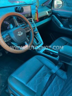 Xe Toyota Innova Cross HEV 2.0 CVT 2023