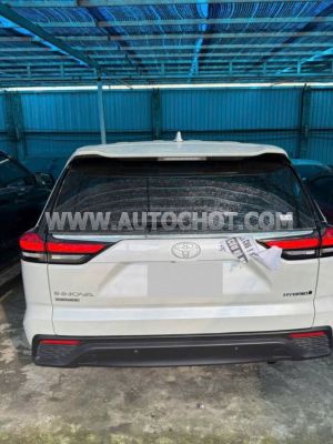 Xe Toyota Innova Cross HEV 2.0 CVT 2023