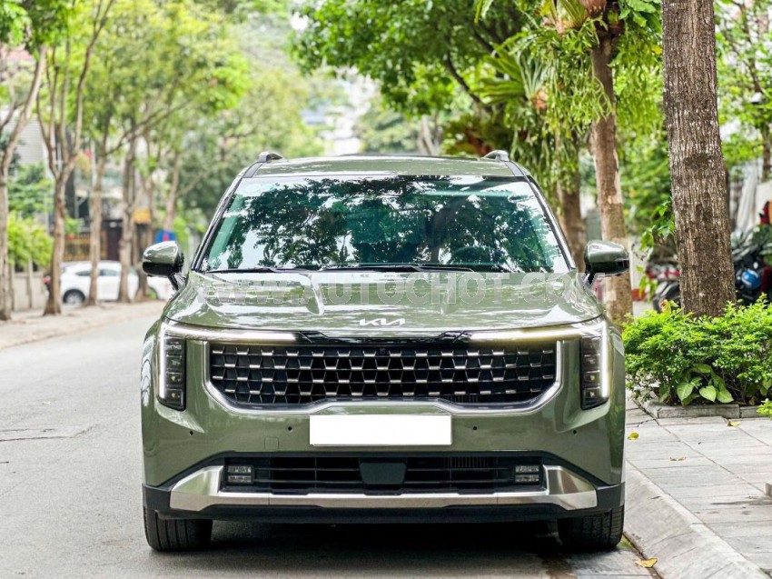 Kia Carnival Signature 2.2D 2025