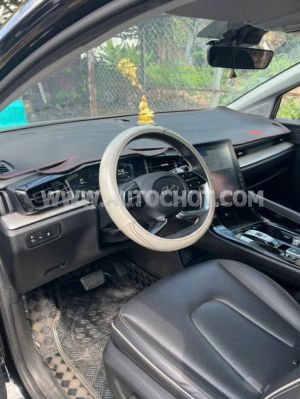 Xe Hyundai Custin Cao Cấp 2.0T 2023