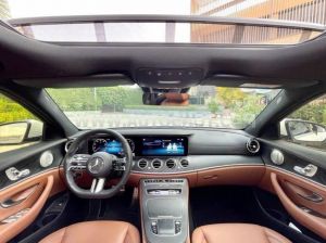 Xe Mercedes Benz E class E300 AMG 2022