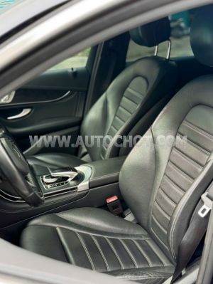 Xe Mercedes Benz GLC 300 4Matic 2018