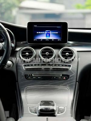 Xe Mercedes Benz GLC 300 4Matic 2018