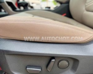 Xe Ford Everest Titanium Plus 2.0L 4x4 AT 2022