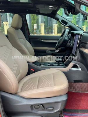 Xe Ford Everest Titanium Plus 2.0L 4x4 AT 2022