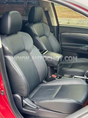 Xe Mitsubishi Outlander 2.0 CVT Premium 2020