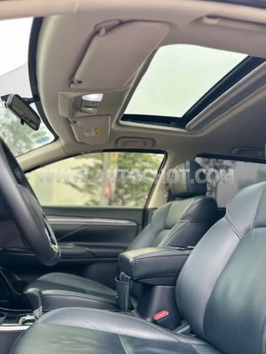 Xe Mitsubishi Outlander 2.0 CVT Premium 2020