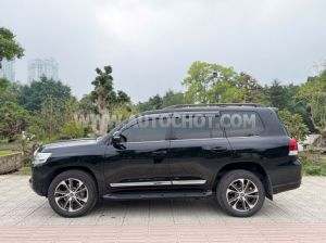 Xe Toyota Land Cruiser VX 4.6 V8 2019