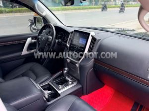 Xe Toyota Land Cruiser VX 4.6 V8 2019