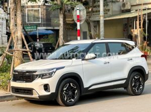 Xe Kia Seltos Luxury 1.5 AT 2024