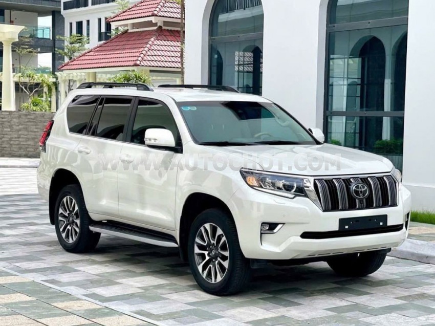 Xe Toyota Prado VX 2.7L 2021