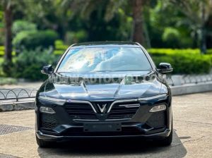 Xe VinFast Lux A 2.0 Base 2.0 AT 2021