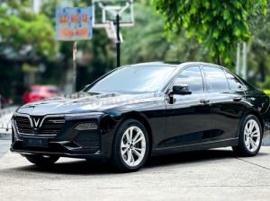 Xe VinFast Lux A 2.0 Base 2.0 AT 2021