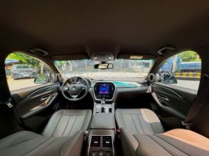 Xe VinFast Lux A 2.0 Base 2.0 AT 2021