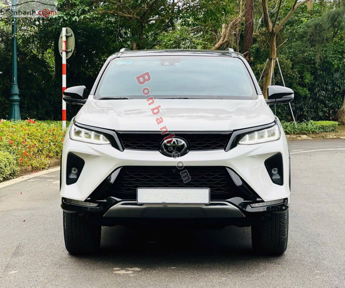 Toyota Fortuner Legender 2.8L 4x4 AT 2024