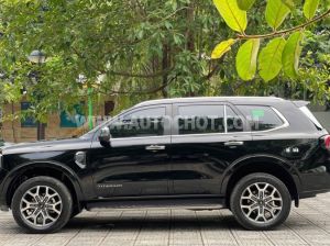 Xe Ford Everest Titanium Plus 2.0L 4x4 AT 2024