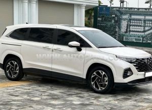 Xe Hyundai Custin Cao Cấp 2.0T 2024