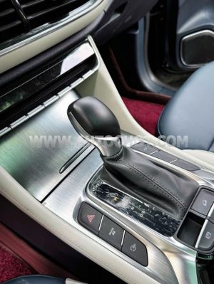 Xe MG HS 1.5T LUX 2024