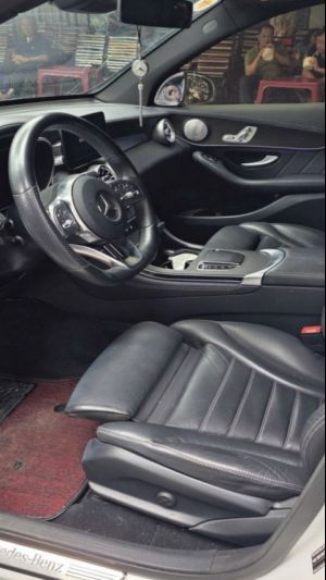 Xe Mercedes Benz GLC 300 4Matic 2019