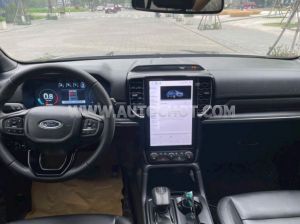 Xe Ford Everest Titanium Plus 2.0L 4x4 AT 2024