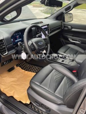 Xe Ford Everest Titanium Plus 2.0L 4x4 AT 2024