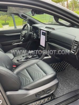 Xe Ford Everest Titanium Plus 2.0L 4x4 AT 2024