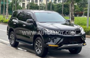 Xe Toyota Fortuner Legender 2.4L 4x2 AT 2025